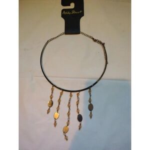 Festive costume jewelry necklace silver colored metal